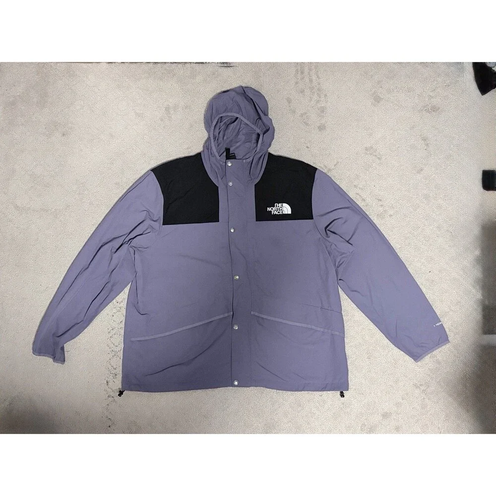 The North Face Windbreaker Men’s Purple